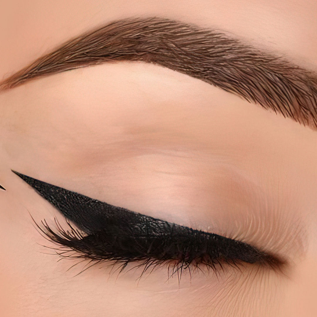 Elizabeth Helen Liquid Eyeliner Jasmine Beauty